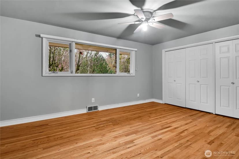 Property photo for 921 Sunset Way, Bellevue photo 7