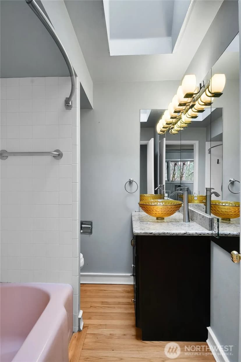 Property photo for 921 Sunset Way, Bellevue photo 10