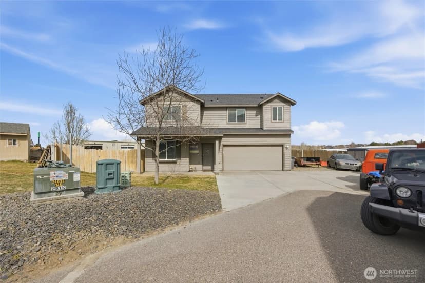 Property photo for 439 S Texas Street, Kennewick photo 3