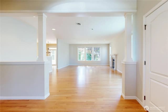 Property photo for 950 Se Creekside Drive, College Place photo 2