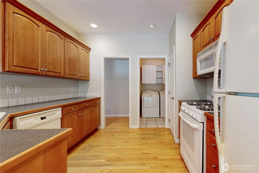 Property photo for 950 Se Creekside Drive, College Place photo 7