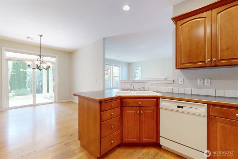 Property photo for 950 Se Creekside Drive, College Place photo 9