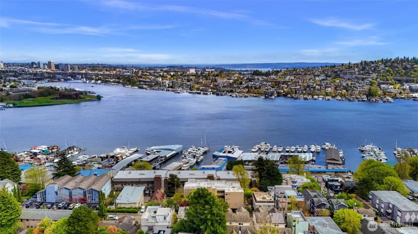 Property photo for 2134 Waverly Place N #202, Seattle photo 27