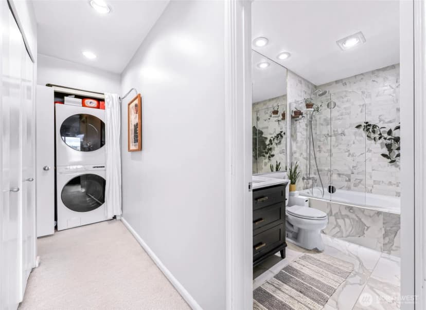 Property photo for 2134 Waverly Place N #202, Seattle photo 19