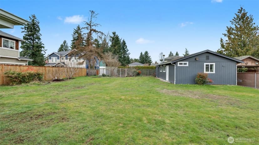 Property photo for 2200 Ne 12th, Renton photo 34