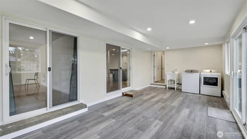 Property photo for 2200 Ne 12th, Renton photo 27