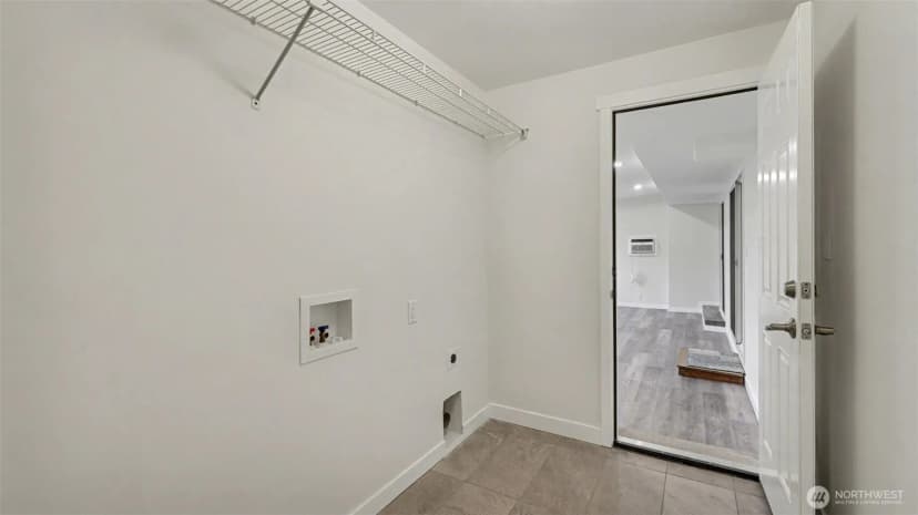 Property photo for 2200 Ne 12th, Renton photo 26