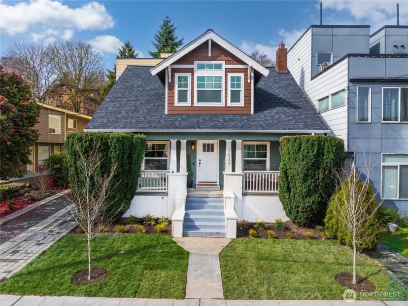 Property photo for 3037 21st Avenue W, Seattle photo 39