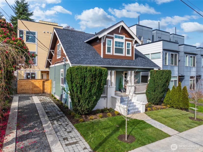 Property photo for 3037 21st Avenue W, Seattle photo 38
