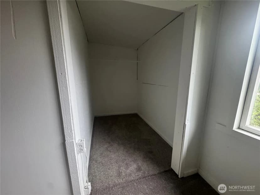 Property photo for 1738 Higgins Road Se, Port Orchard photo 12
