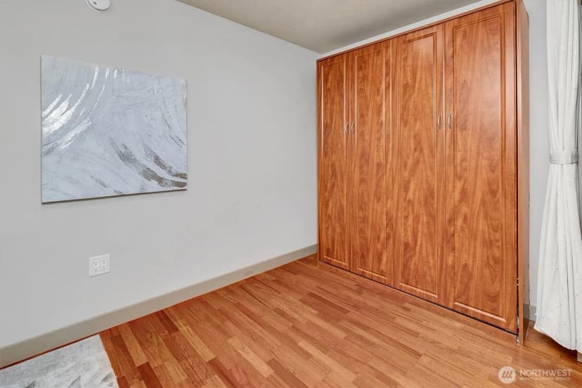 Property photo for 10650 Ne 9th Place #422, Bellevue photo 24