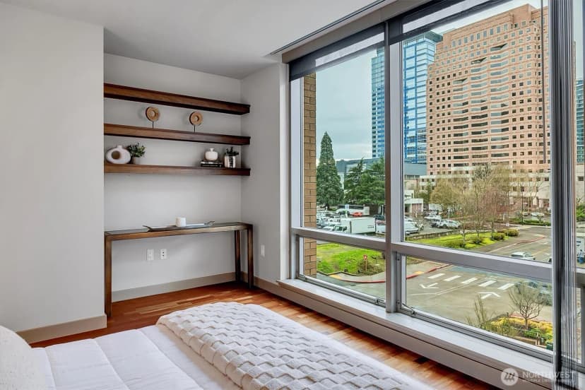 Property photo for 10650 Ne 9th Place #422, Bellevue photo 13