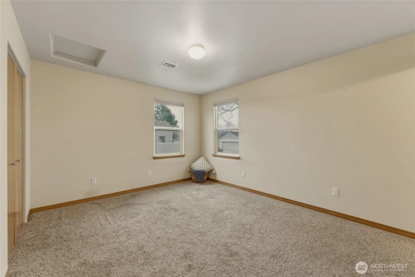 Property photo for 15 Sw 13th Street, College Place photo 9