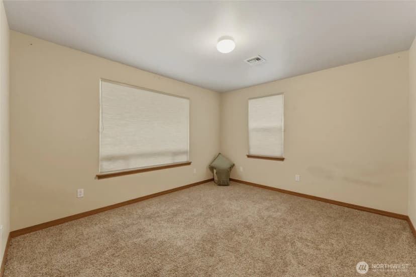 Property photo for 15 Sw 13th Street, College Place photo 8