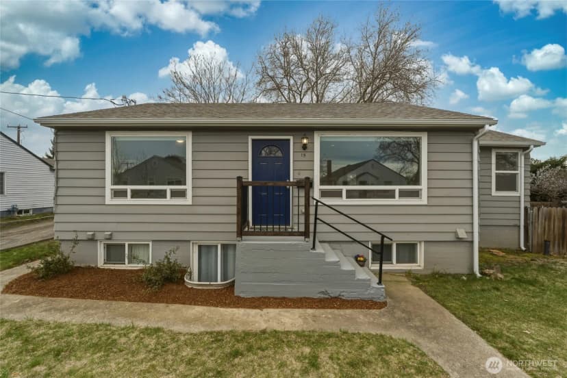 Property photo for 15 Sw 13th Street, College Place photo 4