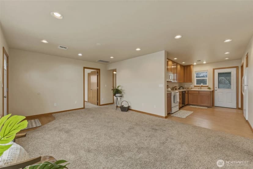 Property photo for 15 Sw 13th Street, College Place photo 7