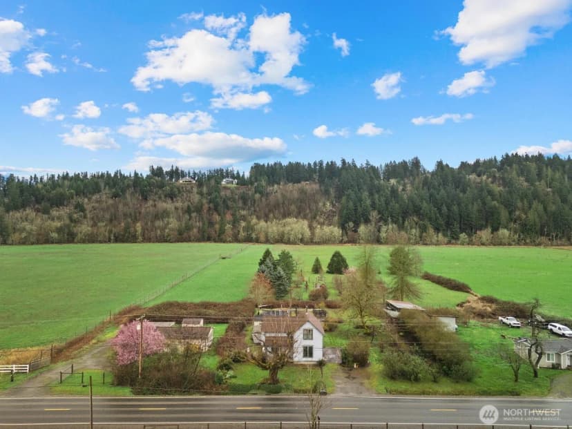 Property photo for 20807 Orville Road E, Orting