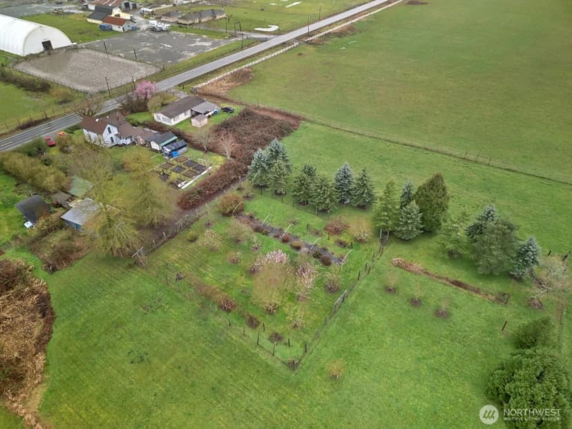 Property photo for 20807 Orville Road E, Orting photo 33