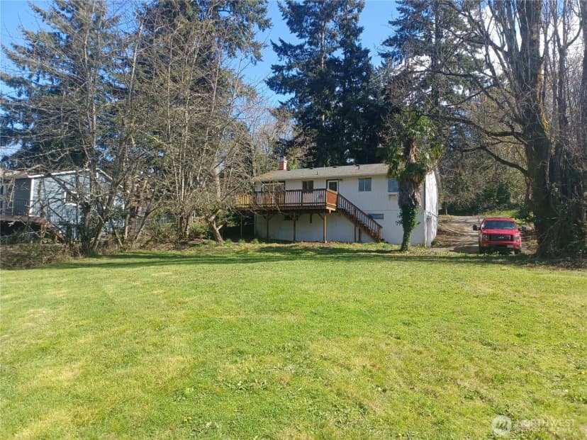 Property photo for 714 Union Avenue, Steilacoom photo 2