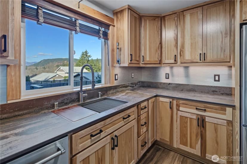 Property photo for 127 Lake Terrace Drive, Mossyrock photo 14