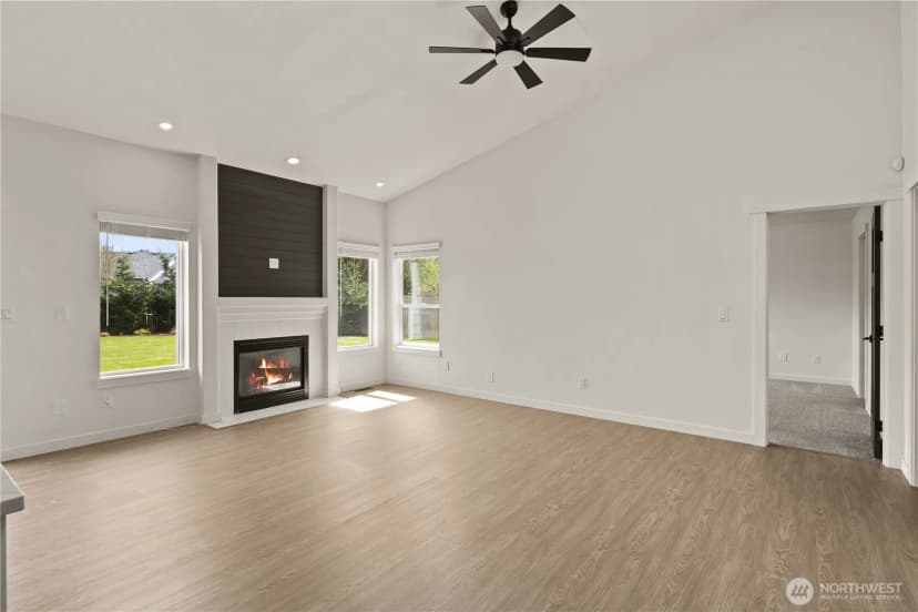 Property photo for 8401 152nd Avenue E, Puyallup photo 12
