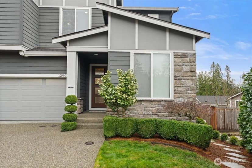 Property photo for 12908 136th Place Ne, Kirkland photo 2
