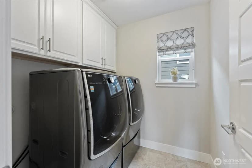Property photo for 12908 136th Place Ne, Kirkland photo 32