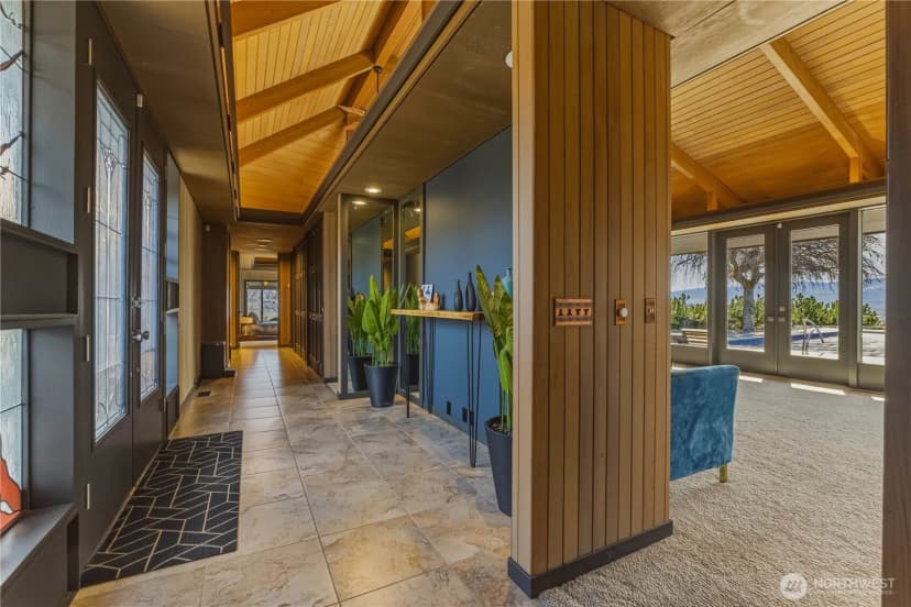 Property photo for 218 Sunnyslope Heights Road, Wenatchee photo 11