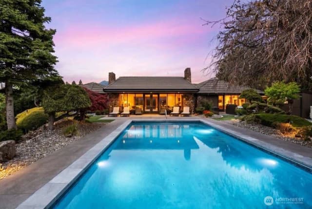 Property photo for 218 Sunnyslope Heights Road, Wenatchee