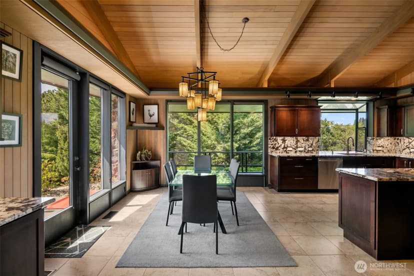 Property photo for 218 Sunnyslope Heights Road, Wenatchee photo 6