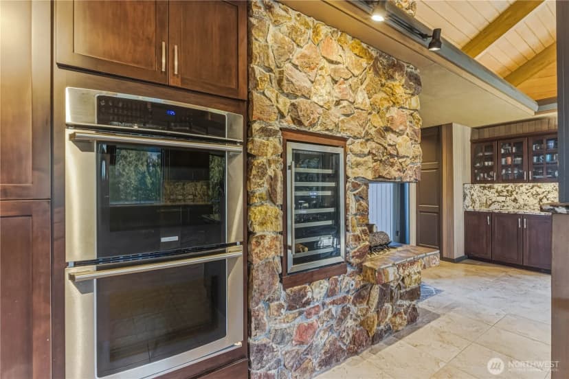 Property photo for 218 Sunnyslope Heights Road, Wenatchee photo 16