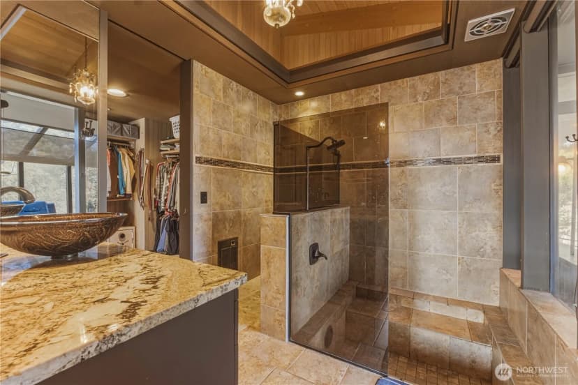 Property photo for 218 Sunnyslope Heights Road, Wenatchee photo 21