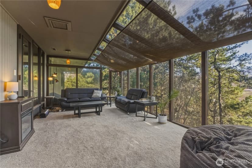 Property photo for 218 Sunnyslope Heights Road, Wenatchee photo 30