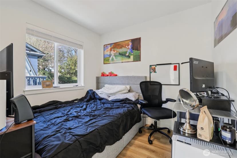 Property photo for 5230 16th Avenue Ne, Seattle photo 30