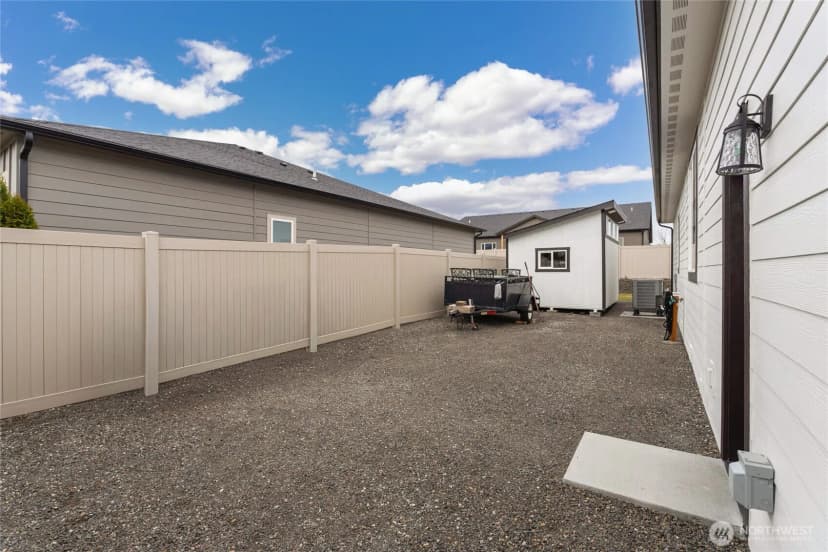 Property photo for 2663 7th Street Se, East Wenatchee photo 27