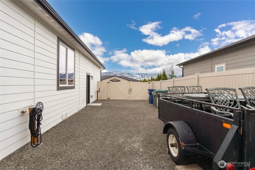 Property photo for 2663 7th Street Se, East Wenatchee photo 28