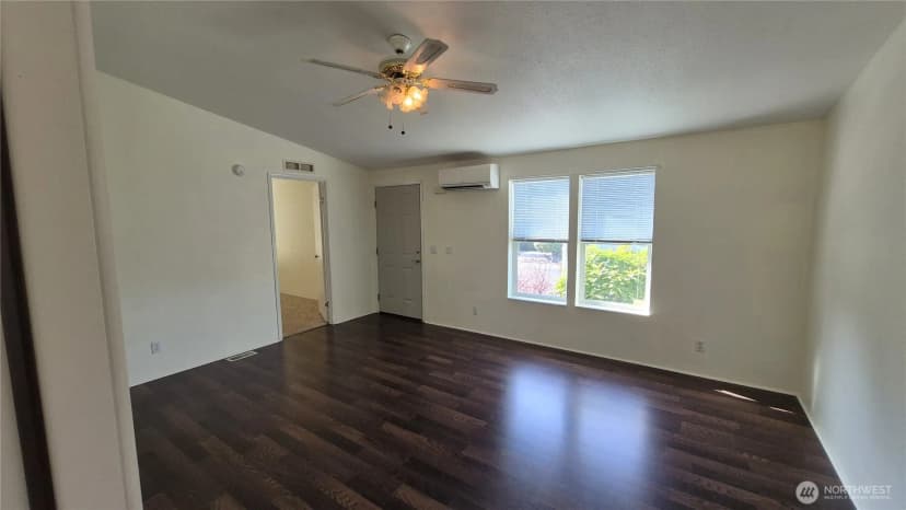 Property photo for 1918 Harrison Avenue #34, Centralia photo 8