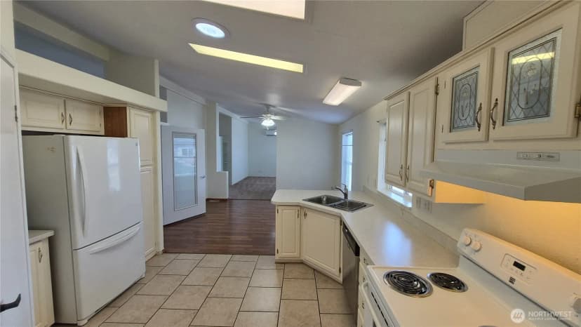 Property photo for 1918 Harrison Avenue #34, Centralia photo 3