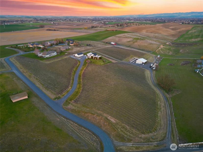 Property photo for 94 Narcissa Place, Walla Walla photo 40