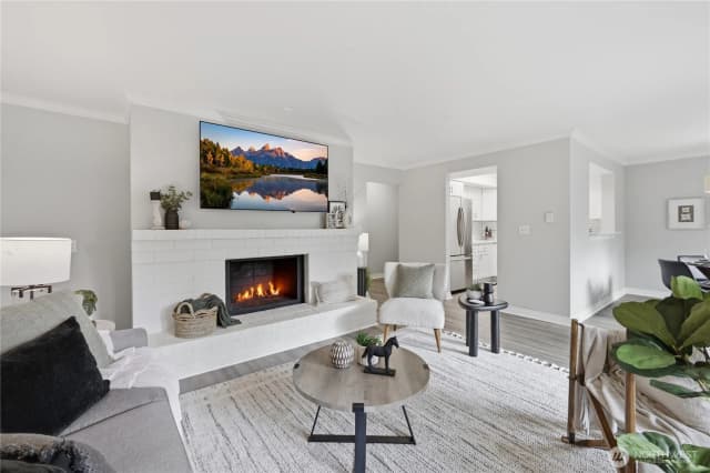 Property photo for 12703 Ne 129th Court #h202, Kirkland photo 2