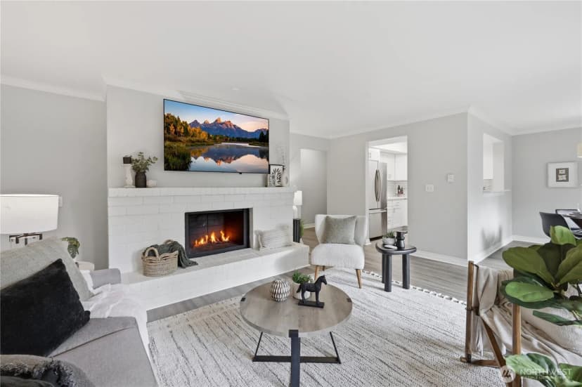 Property photo for 12703 Ne 129th Court #h202, Kirkland photo 2