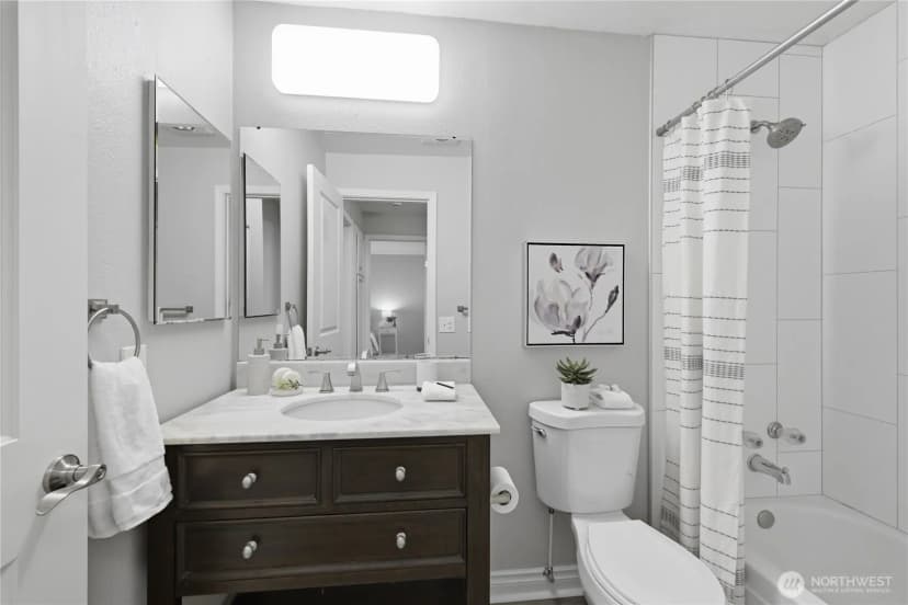 Property photo for 12703 Ne 129th Court #h202, Kirkland photo 15