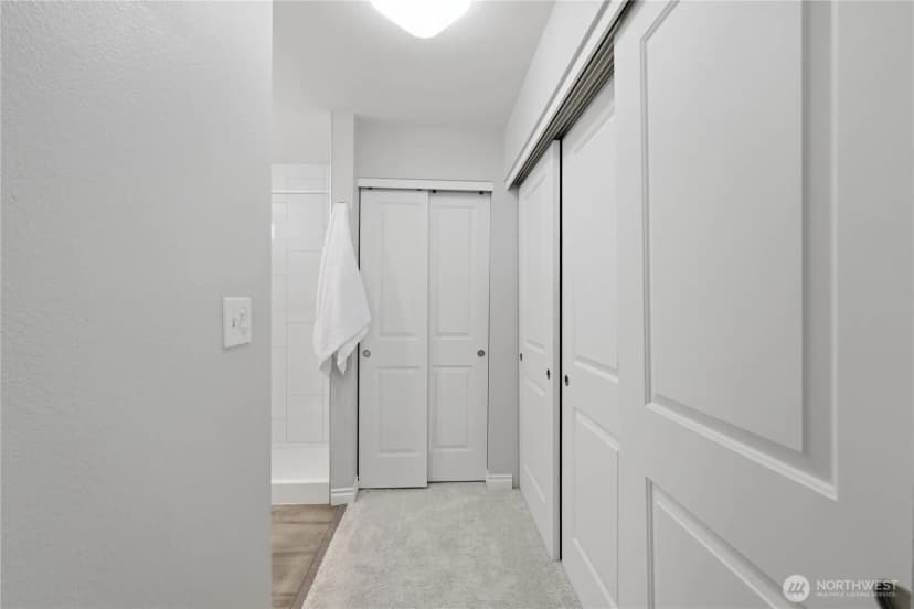 Property photo for 12703 Ne 129th Court #h202, Kirkland photo 25