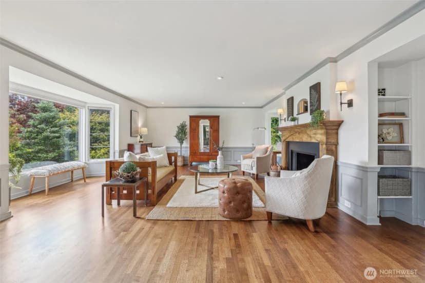 Property photo for 16255 38th Avenue Ne, Lake Forest Park photo 4