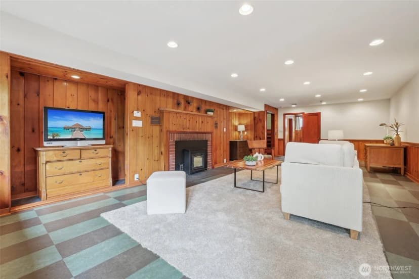 Property photo for 16255 38th Avenue Ne, Lake Forest Park photo 31
