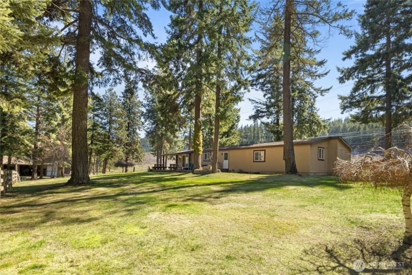 Property photo for 6160 Upper Peoh Point Rd. #rd., Cle Elum photo 21