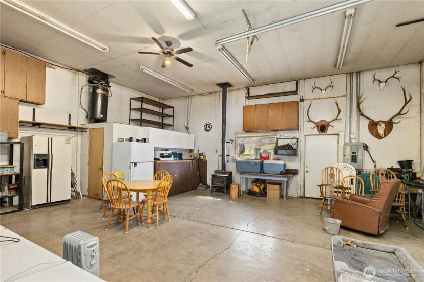 Property photo for 6160 Upper Peoh Point Rd. #rd., Cle Elum photo 20