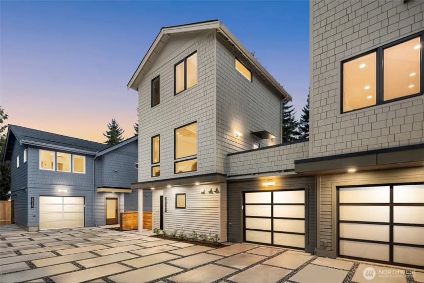 Property photo for 2844 35th Avenue W #b, Seattle