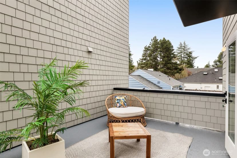 Property photo for 2844 35th Avenue W #b, Seattle photo 19