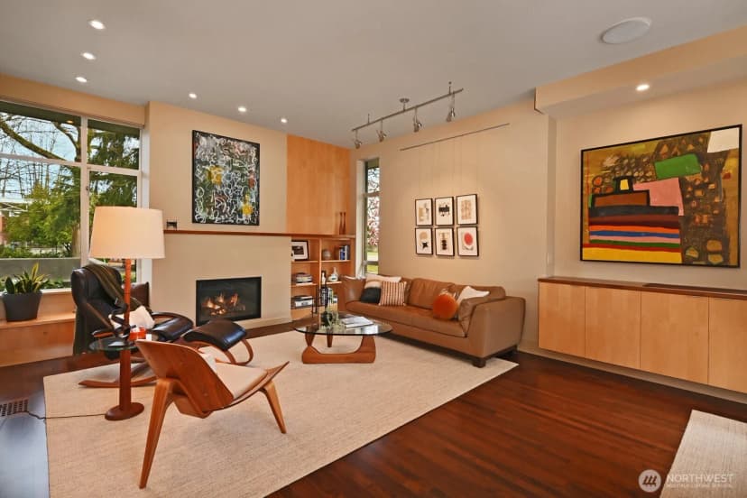Property photo for 5727 33rd Avenue Ne, Seattle photo 6